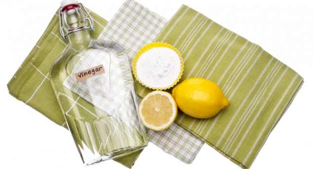 6 trucuri traditionale de curatat casa, cu produse din camara